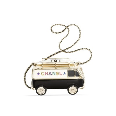 CHANEL MINI VAN MINAUDIÈRE SHOULDER BAG AS4590 (16*9.4*8.7cm)